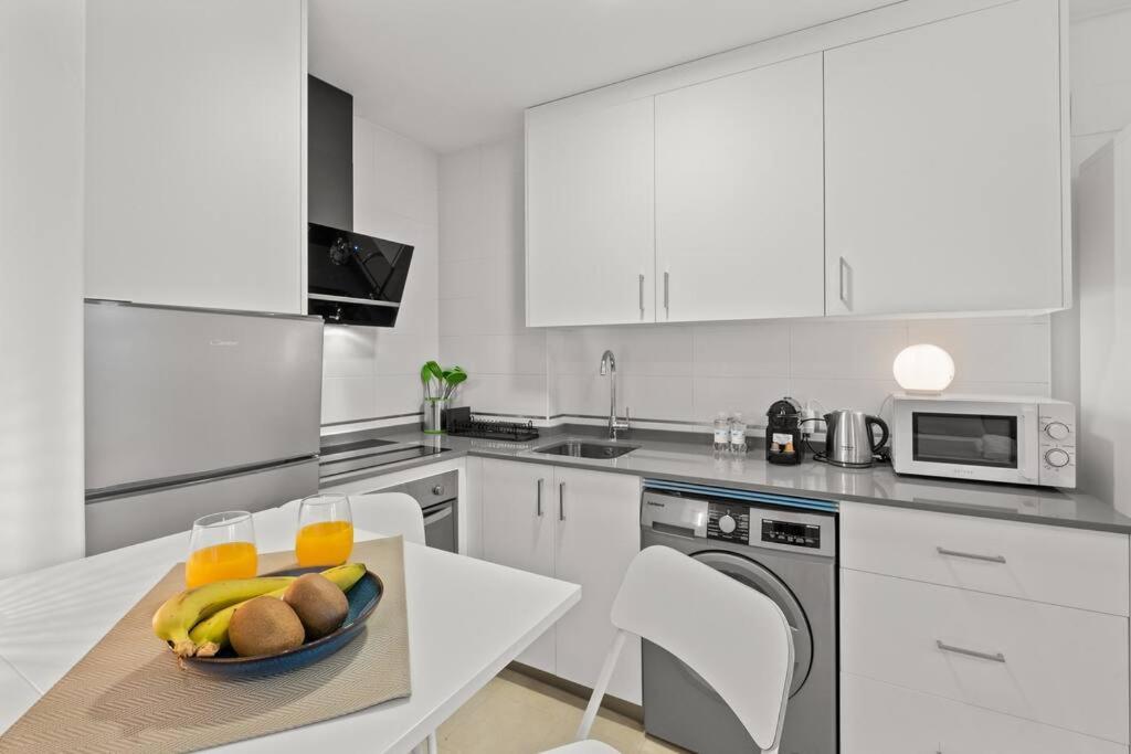 Estudio Nice Stay Dos Aceras Malaga Bagian luar foto