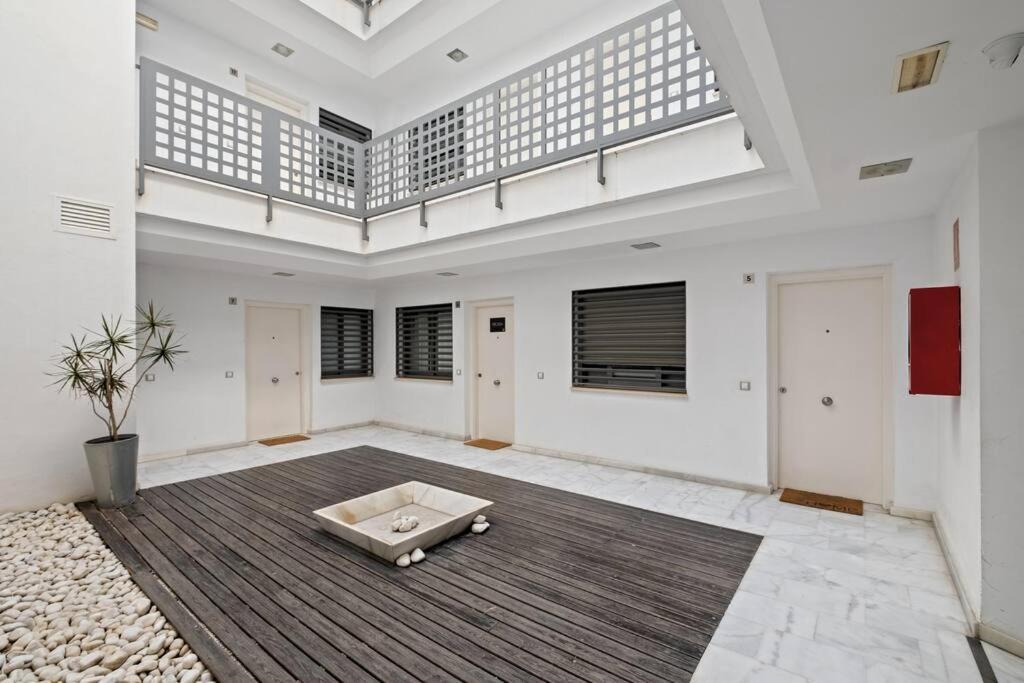 Estudio Nice Stay Dos Aceras Malaga Bagian luar foto